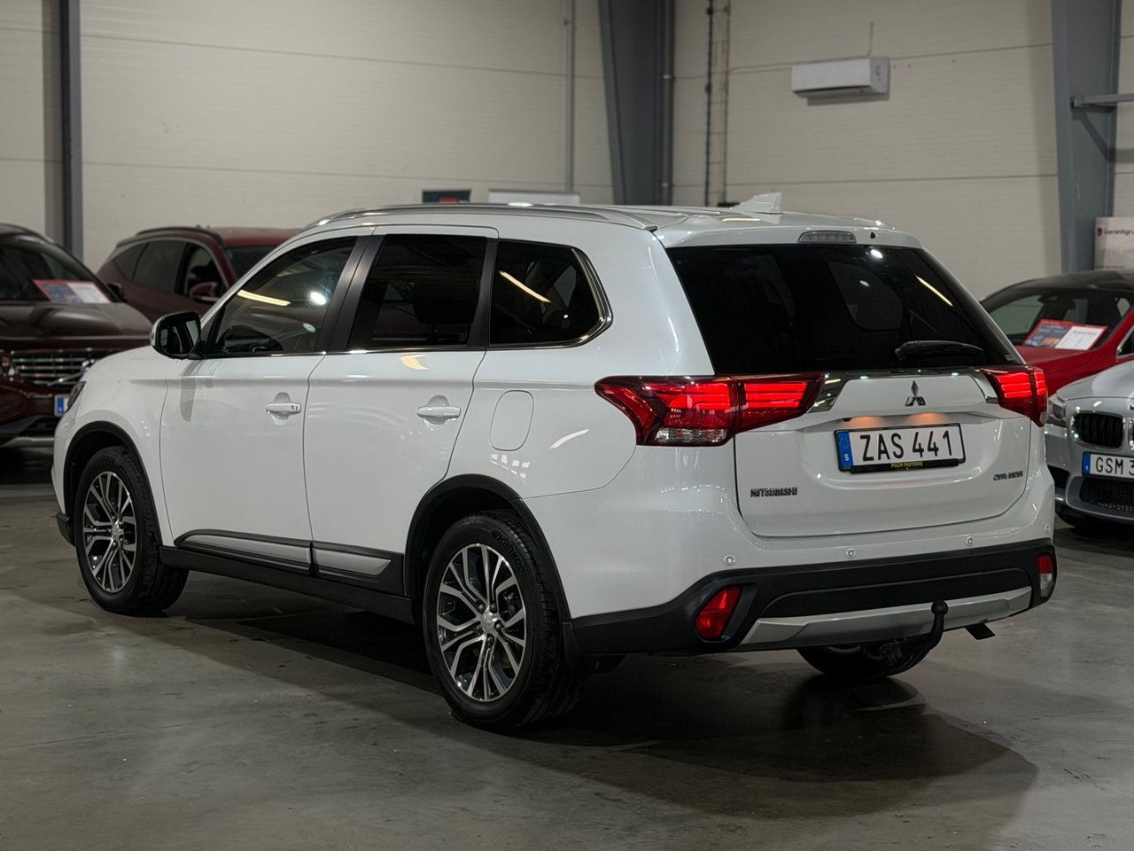 Mitsubishi Outlander 2018, bild 7/10