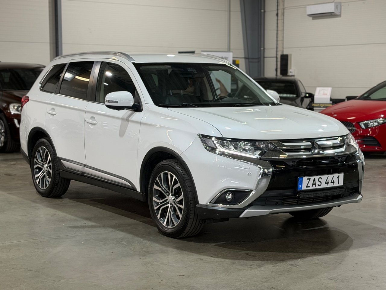Mitsubishi Outlander 2018, bild 6/10