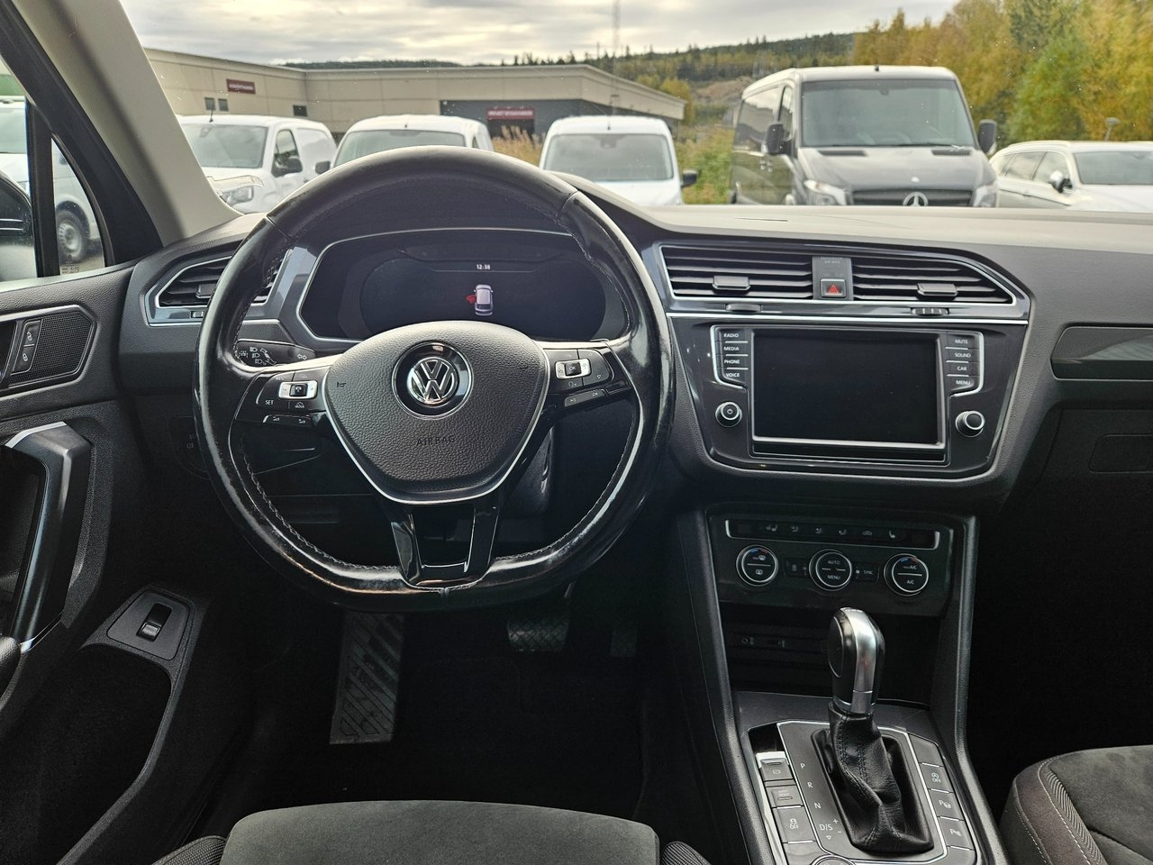 Volkswagen Tiguan 2017, bild 6/8