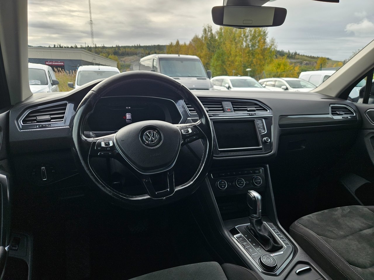 Volkswagen Tiguan 2017, bild 3/8