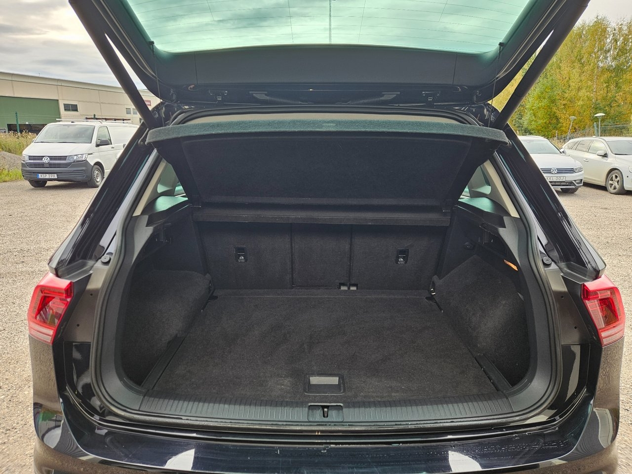 Volkswagen Tiguan 2017, bild 7/8