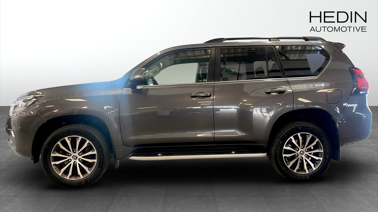 Toyota Land Cruiser 2018, bild 6/10