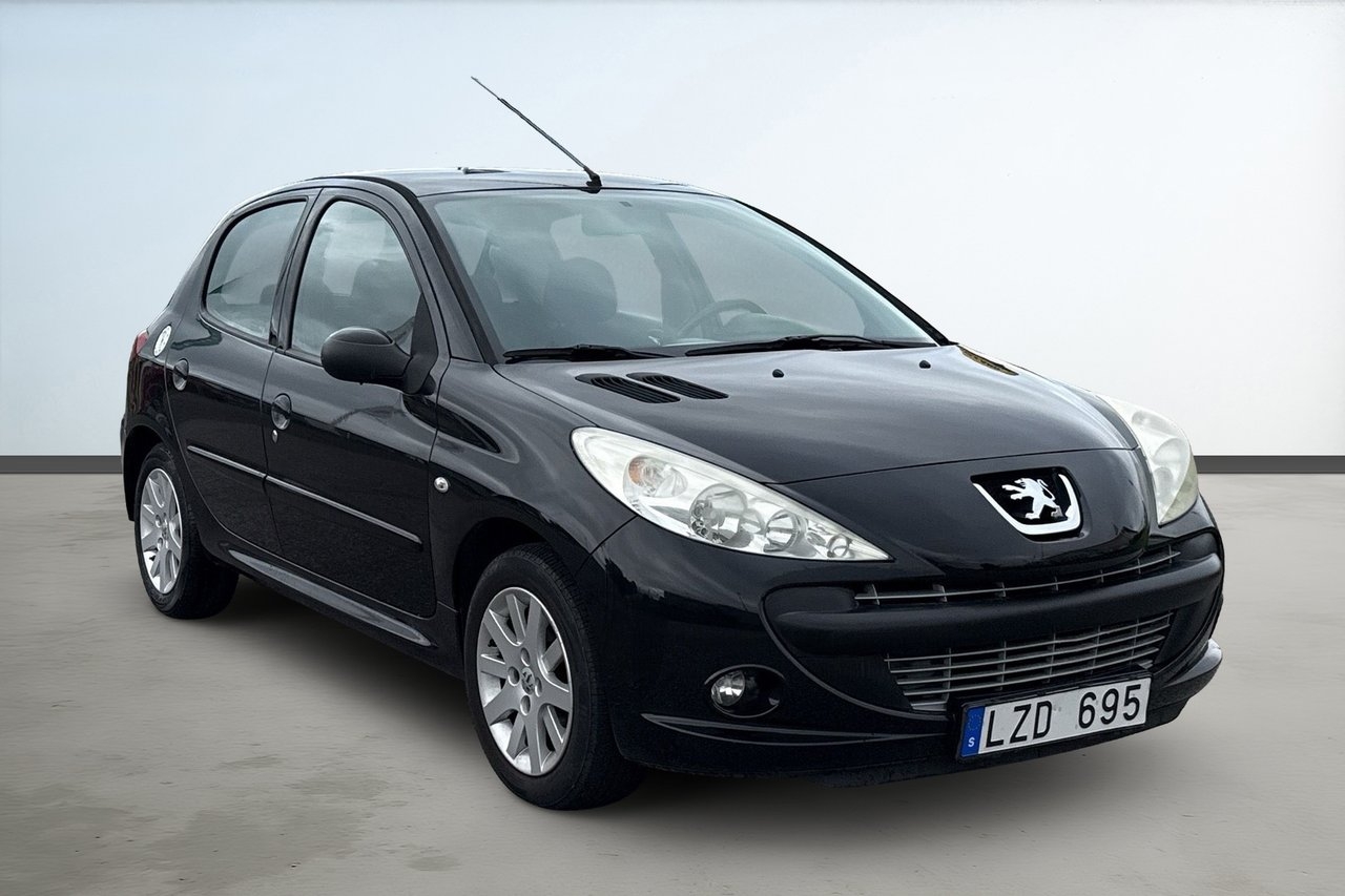 Peugeot 206+ 5-dörrars 2011, kuva 7/10