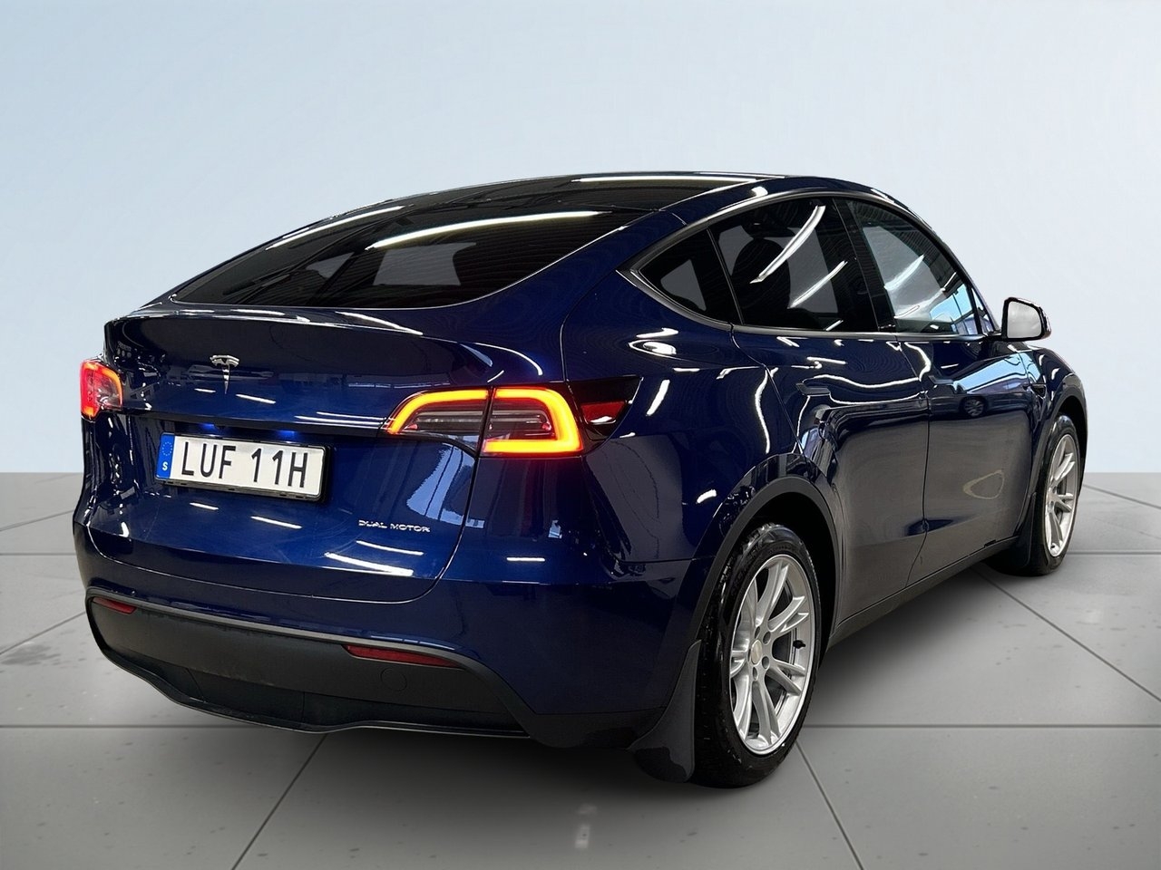 Tesla Model Y 2023, photo 6/10