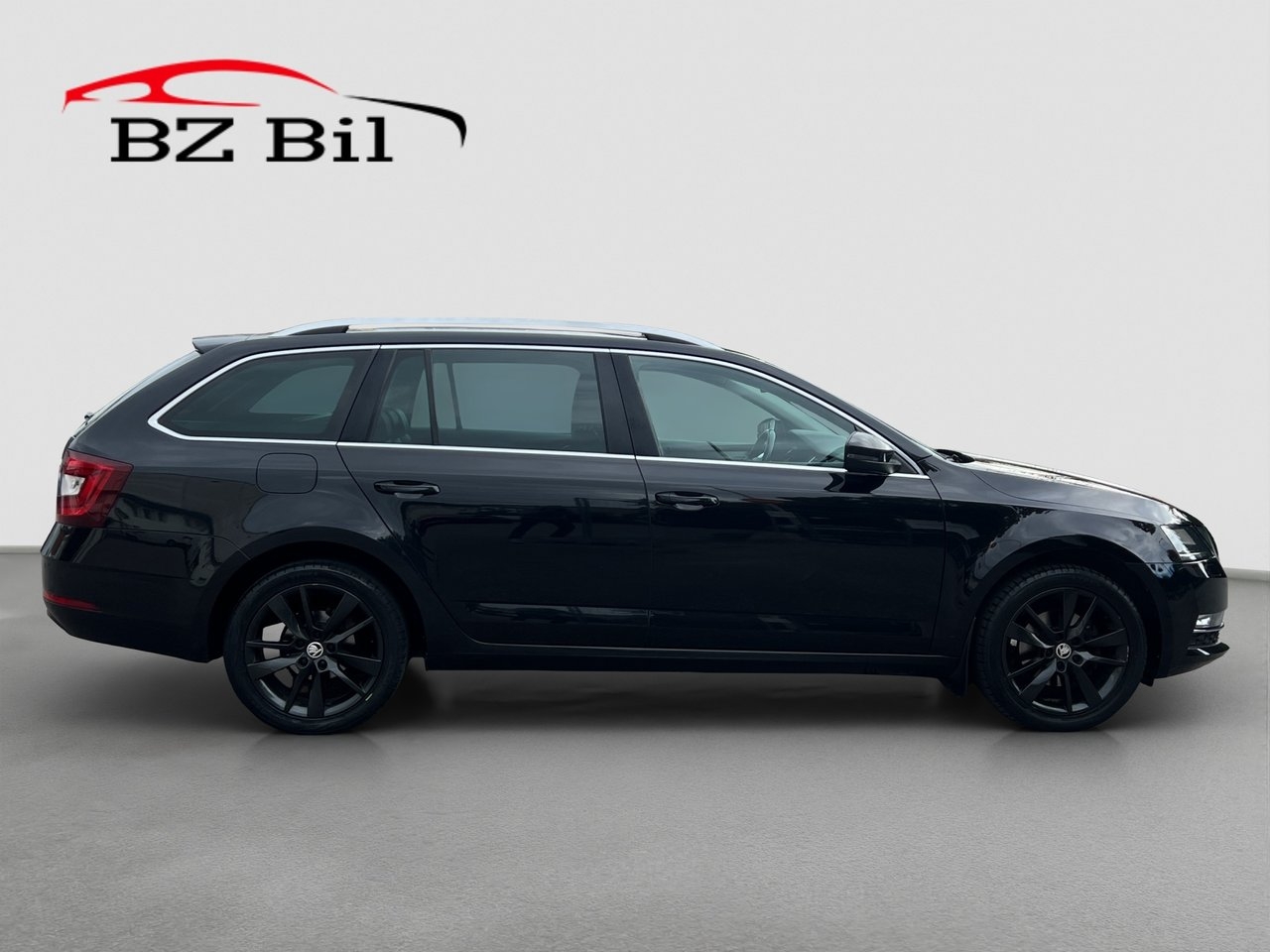 Skoda Octavia 2018, kuva 6/10