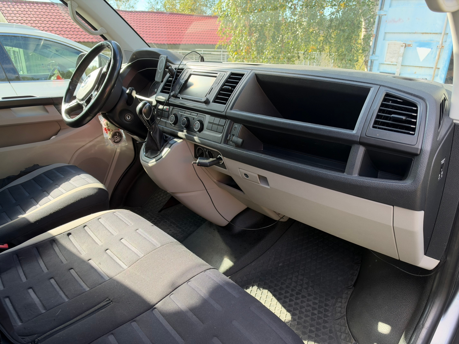 Volkswagen Transporter 2019, bild 7/8