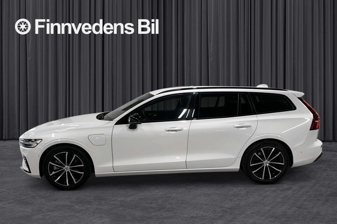 Volvo V60 T6 Plus Dark Nordic Edition 2025, bild 2/16