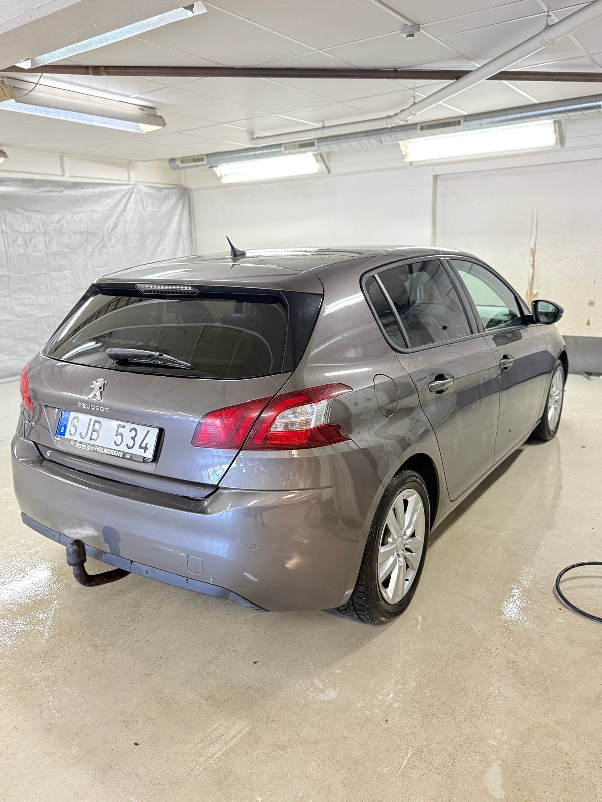 Peugeot 308 1.6 THP Manuell 2013, bild 2/8