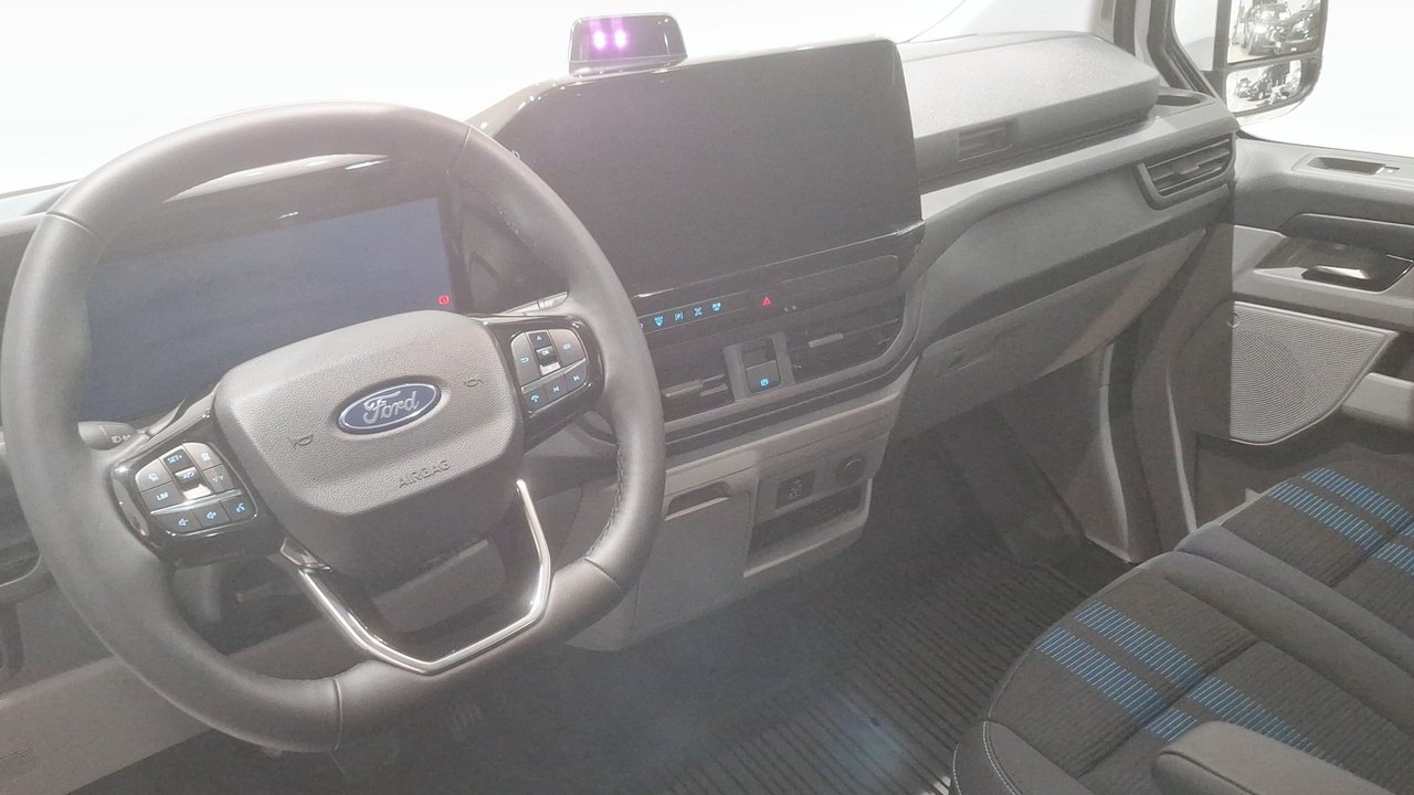 Ford E-Custom 2026, photo 4/10