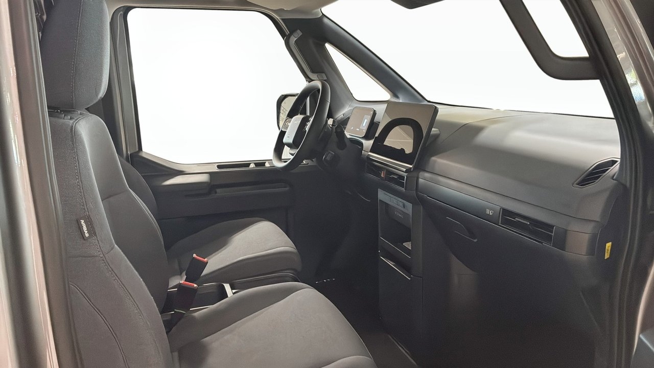 Kia PV5 CARGO PLUS 4DR L2H1 LONG RANGE 2026, bild 3/10
