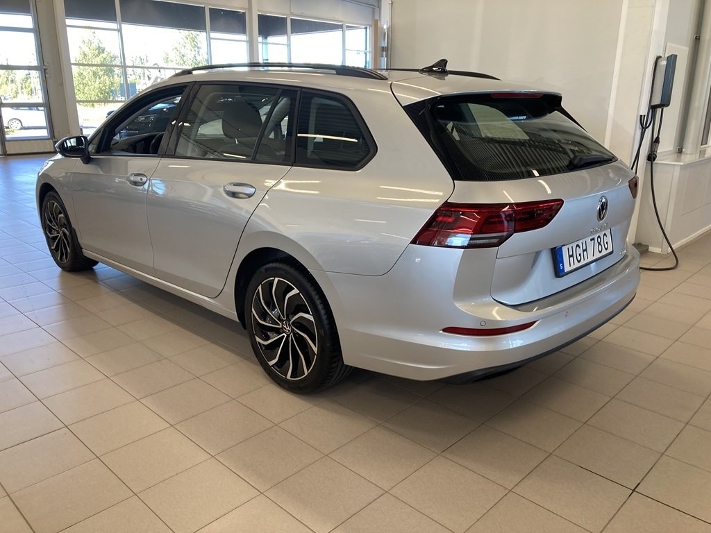 Volkswagen Golf Sportscombi 2023, bild 5/10