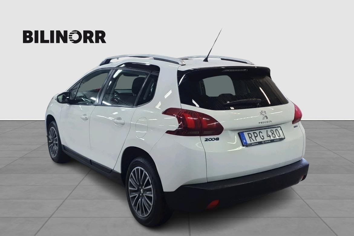 Peugeot 2008 1.2 PURETECH AUT 2016, bild 2/10
