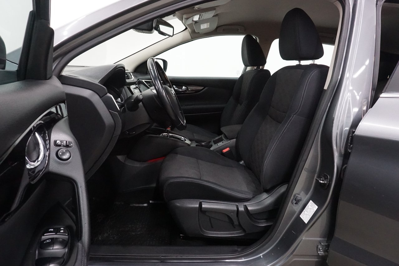 Nissan Qashqai 2014, kuva 7/10