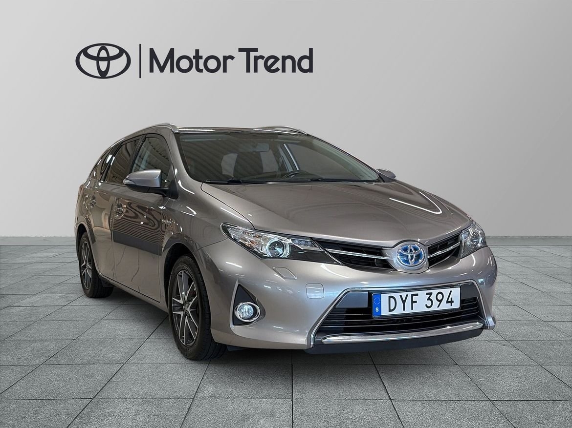 Toyota Auris 2015, bild 6/10