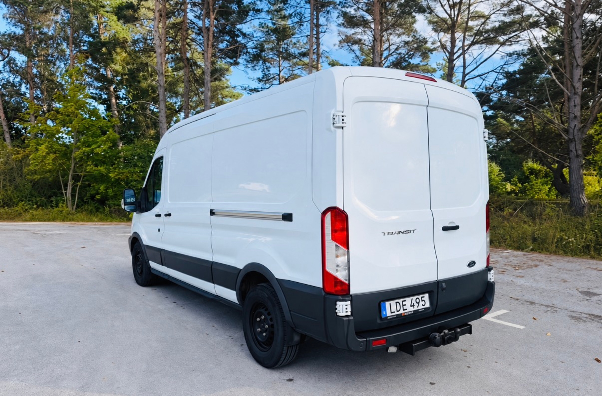 Ford Transit 350 L2 Van 2018, bild 2/7