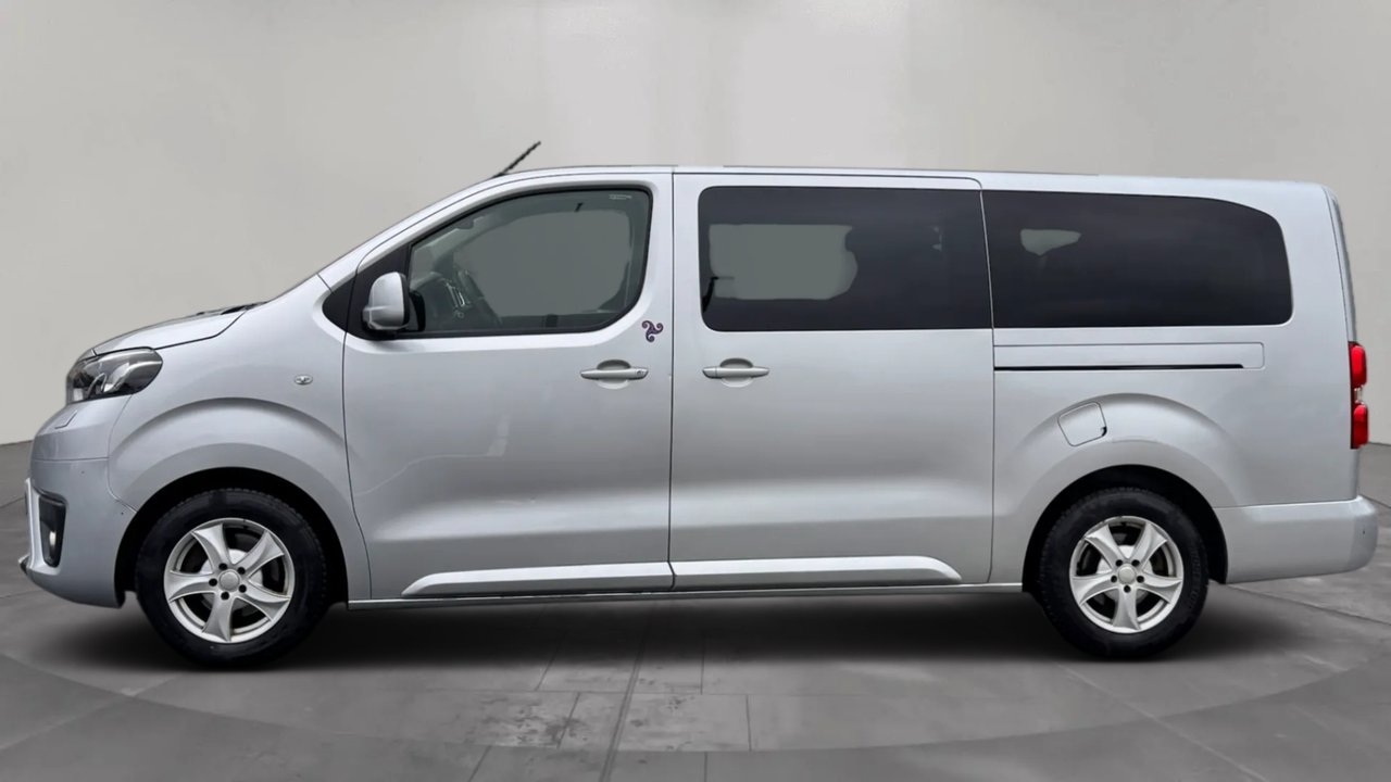 Toyota Proace Verso 1.6 D-4D Euro 6 2017, bild 2/10