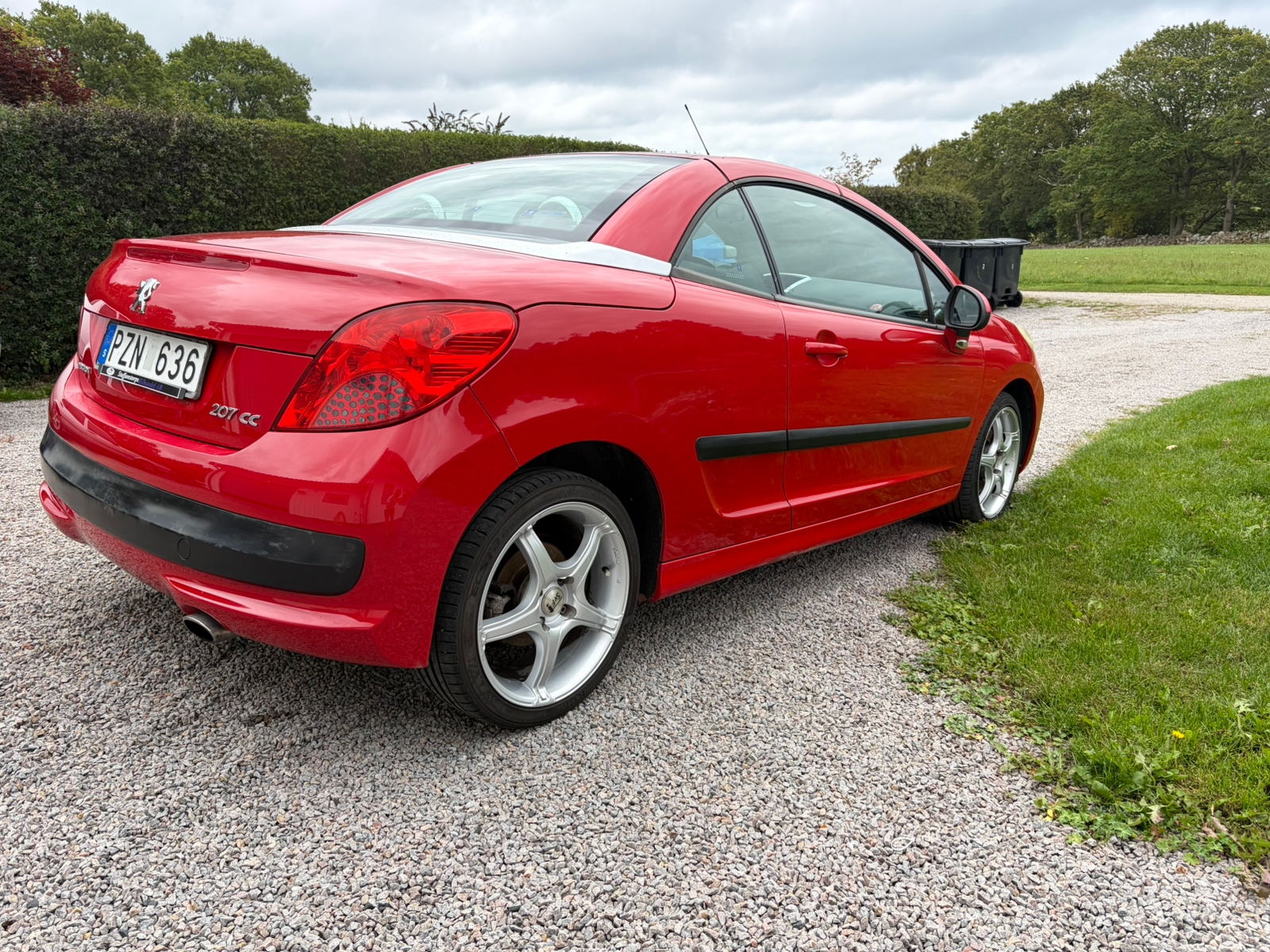 Peugeot 207 CC 1.6 VTi Manuell 2008, bild 4/5