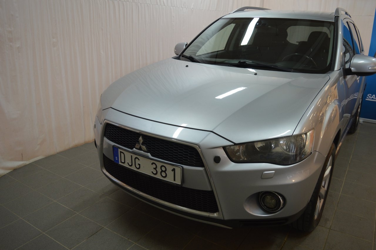Mitsubishi Outlander 2010, bild 2/10