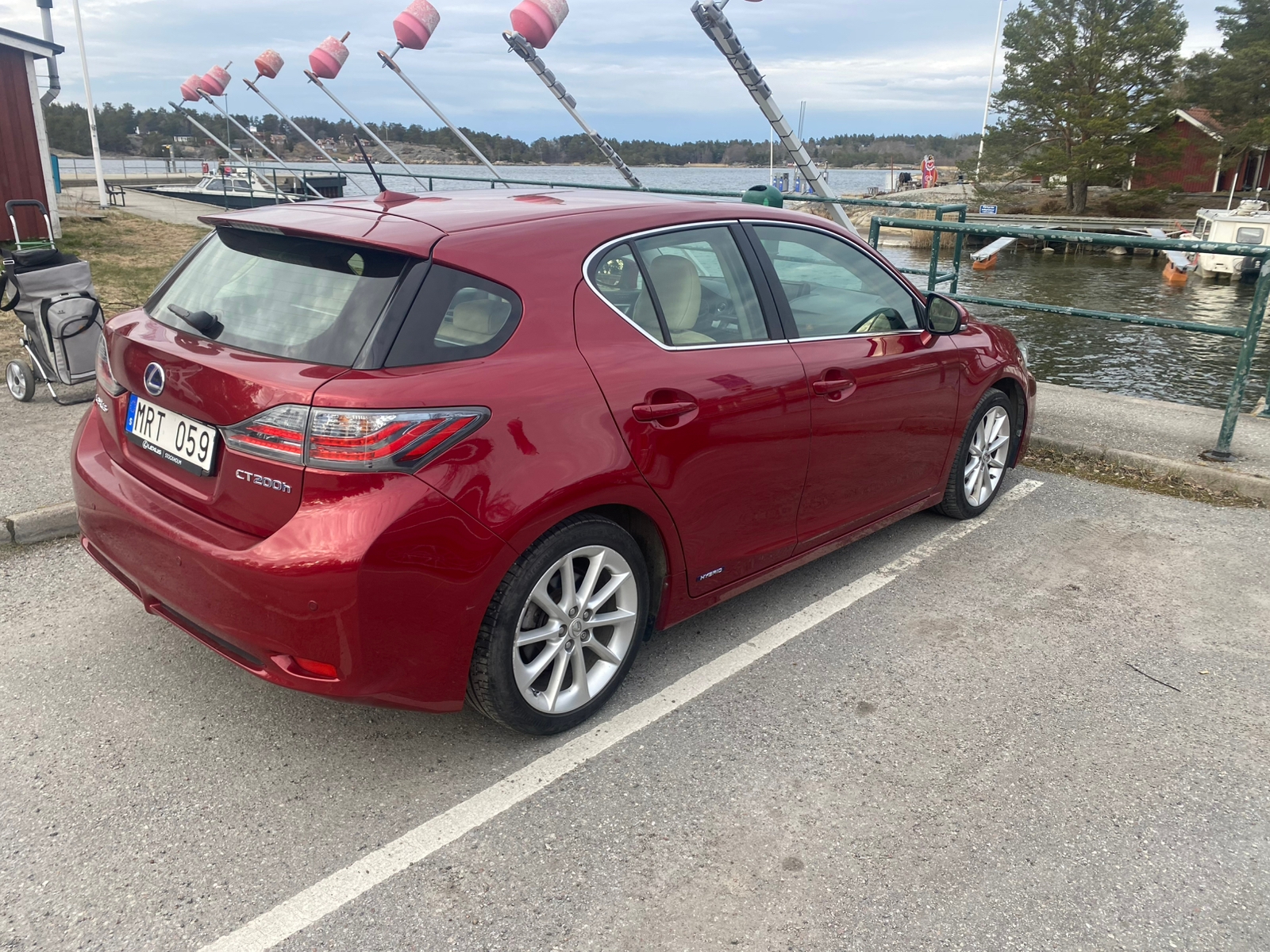 Lexus CT 200h 1.8 CVT 2011, kuva 3/10