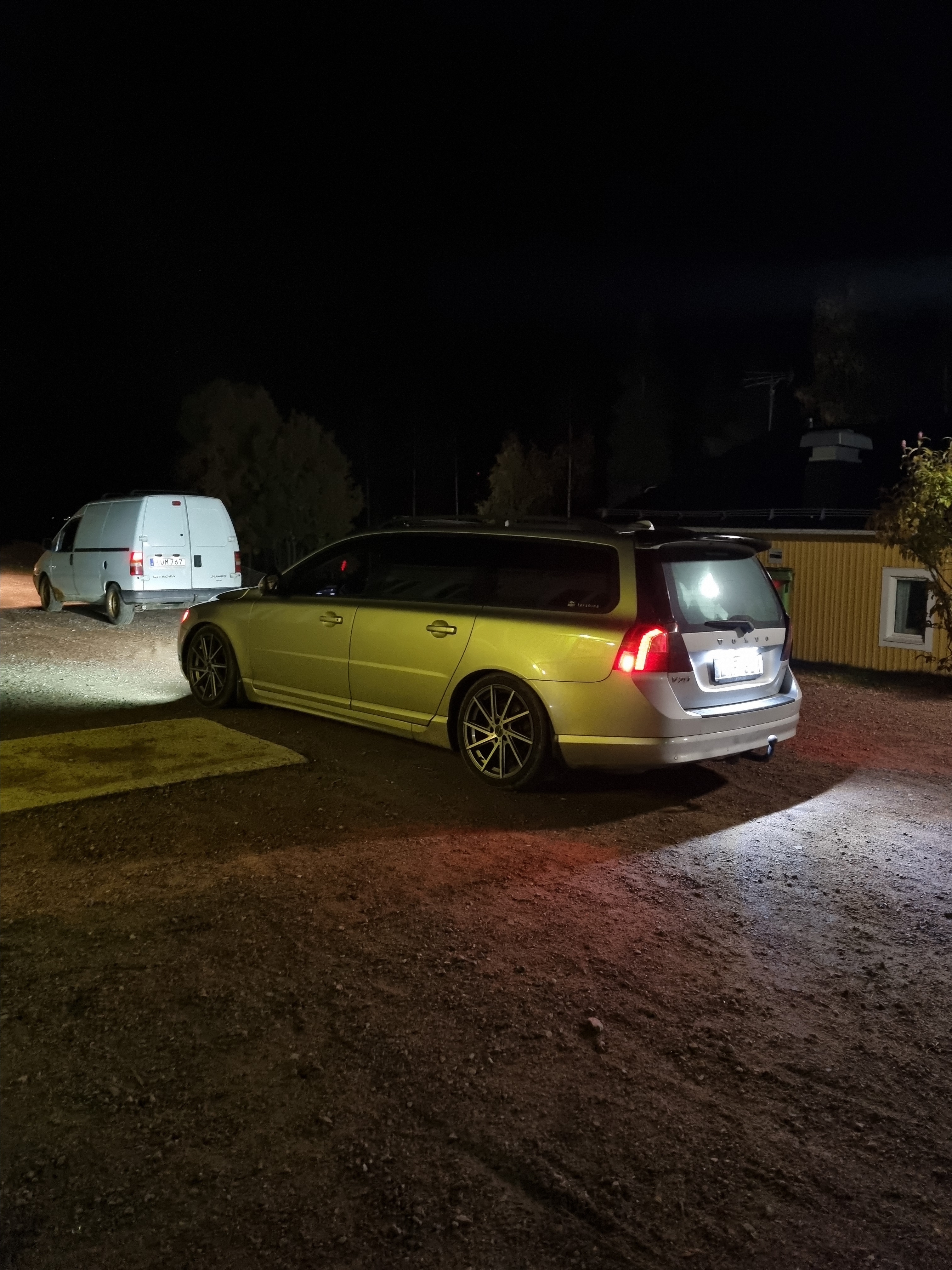 Volvo V70 2.5FT Manuell 2009, bild 2/4