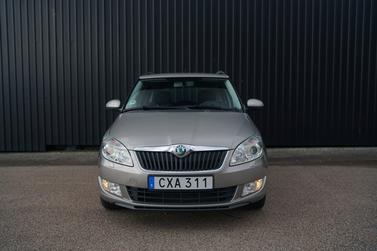 Skoda Fabia 2012, bild 3/10