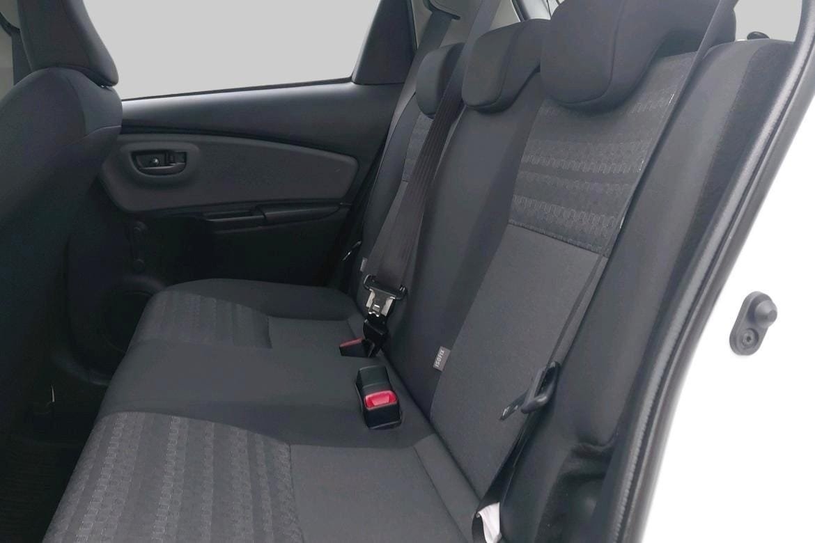 Toyota Yaris 2016, bild 7/10
