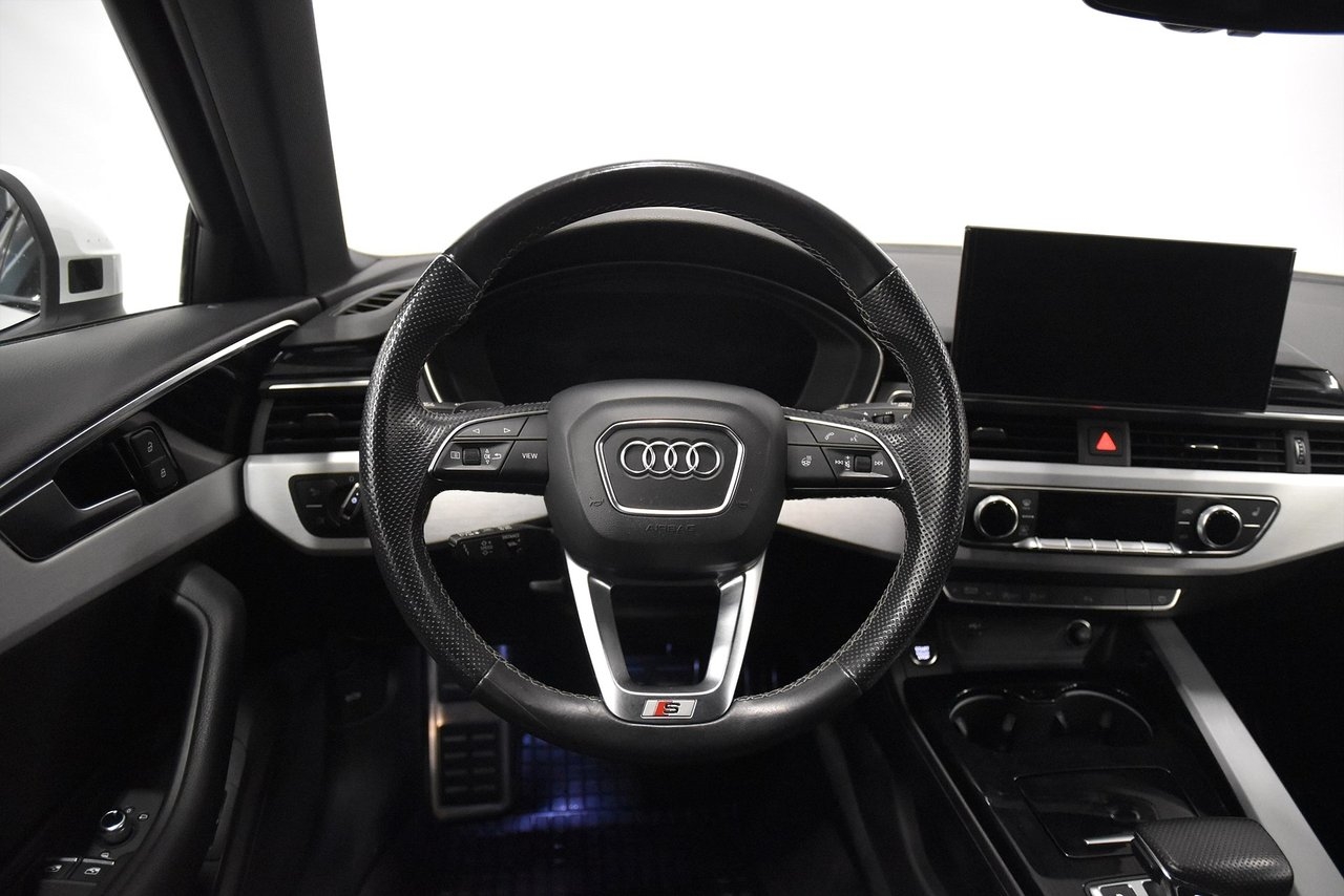 Audi A4 2022, bild 2/10