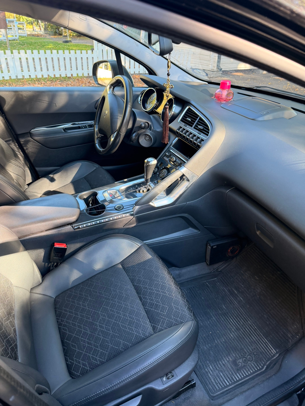 Peugeot 3008 1.6 BlueHDi EAT 2015, bild 7/10