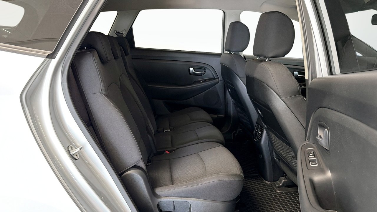Kia Carens 2016, photo 5/10