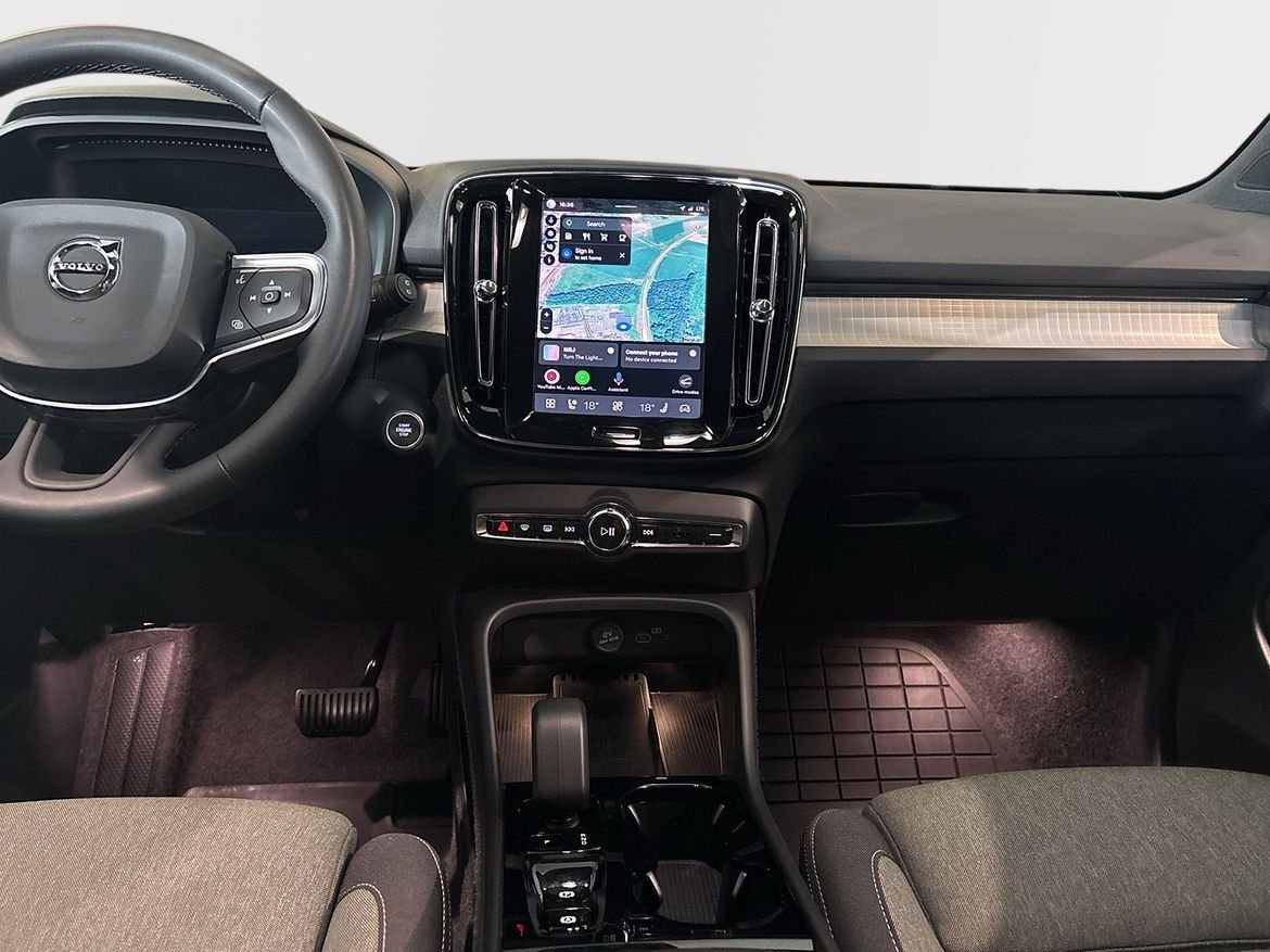 Volvo XC40 B4 FWD Bensin Plus Dark 2025, bild 6/10