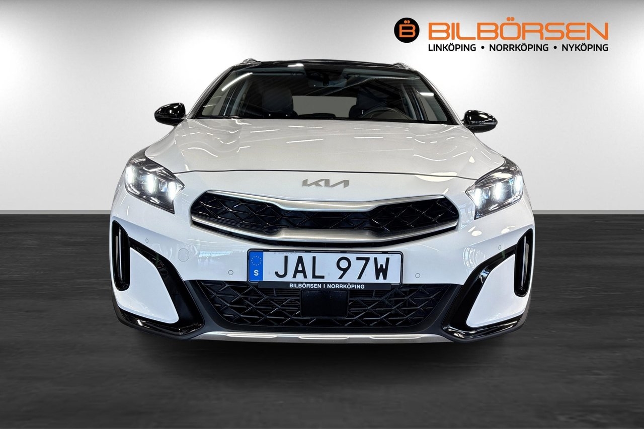 Kia XCeed 2024, photo 2/10