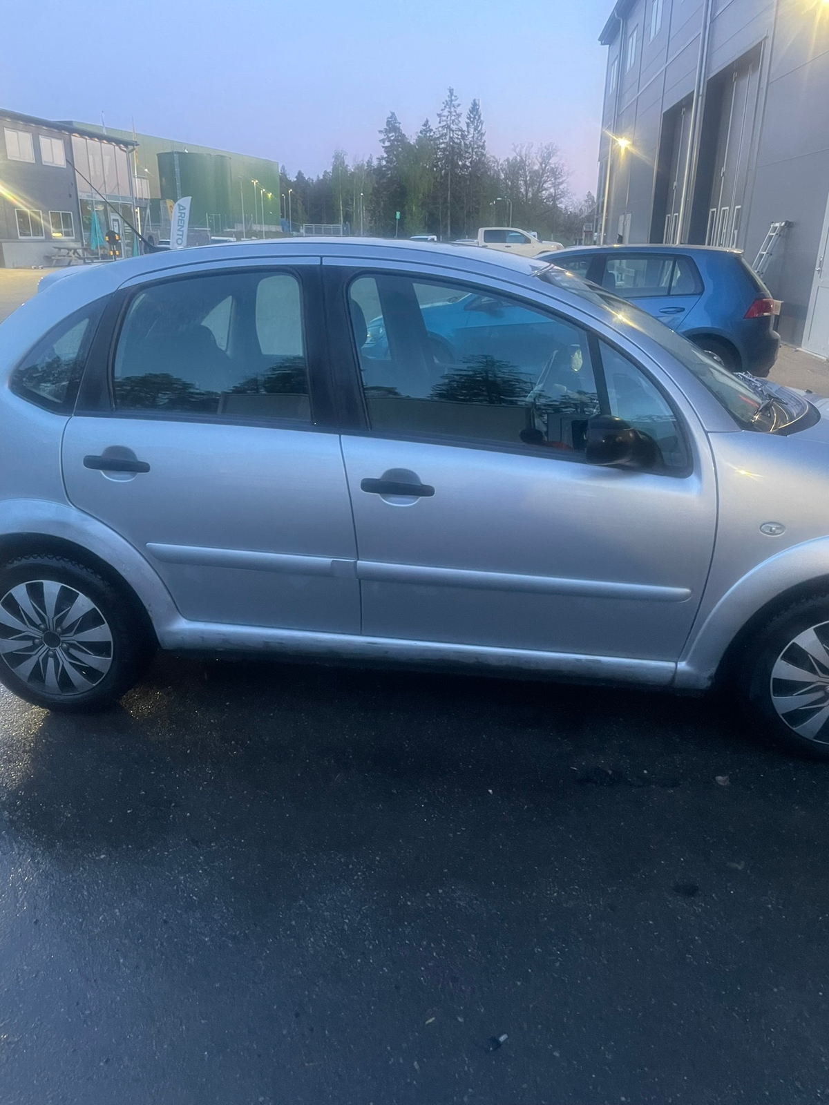 Citroen C3 1.6 HDi FAP Manuell 2008, kuva 3/4