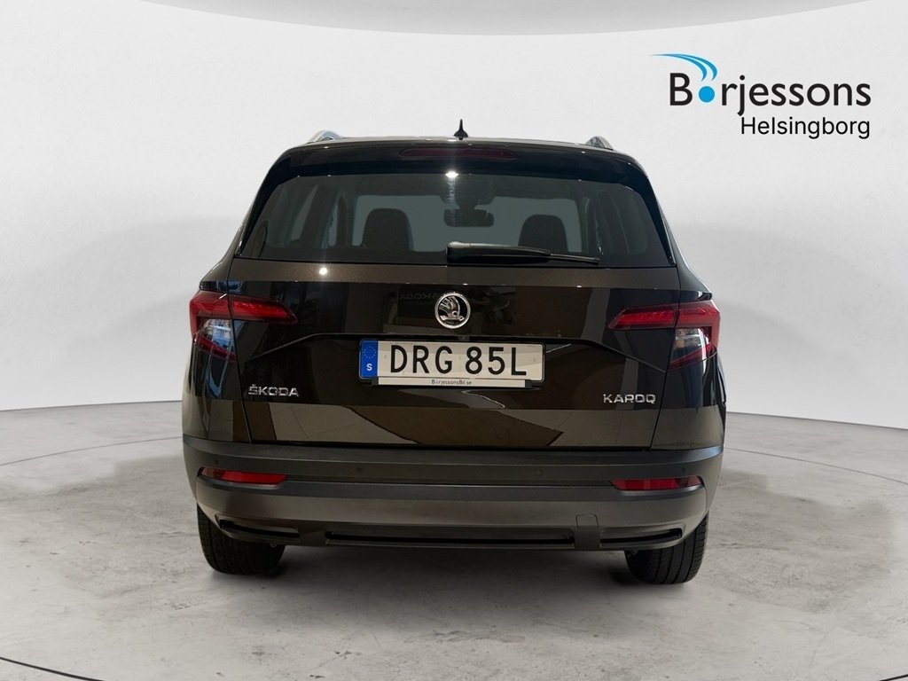 Skoda Karoq 2019, bild 4/10