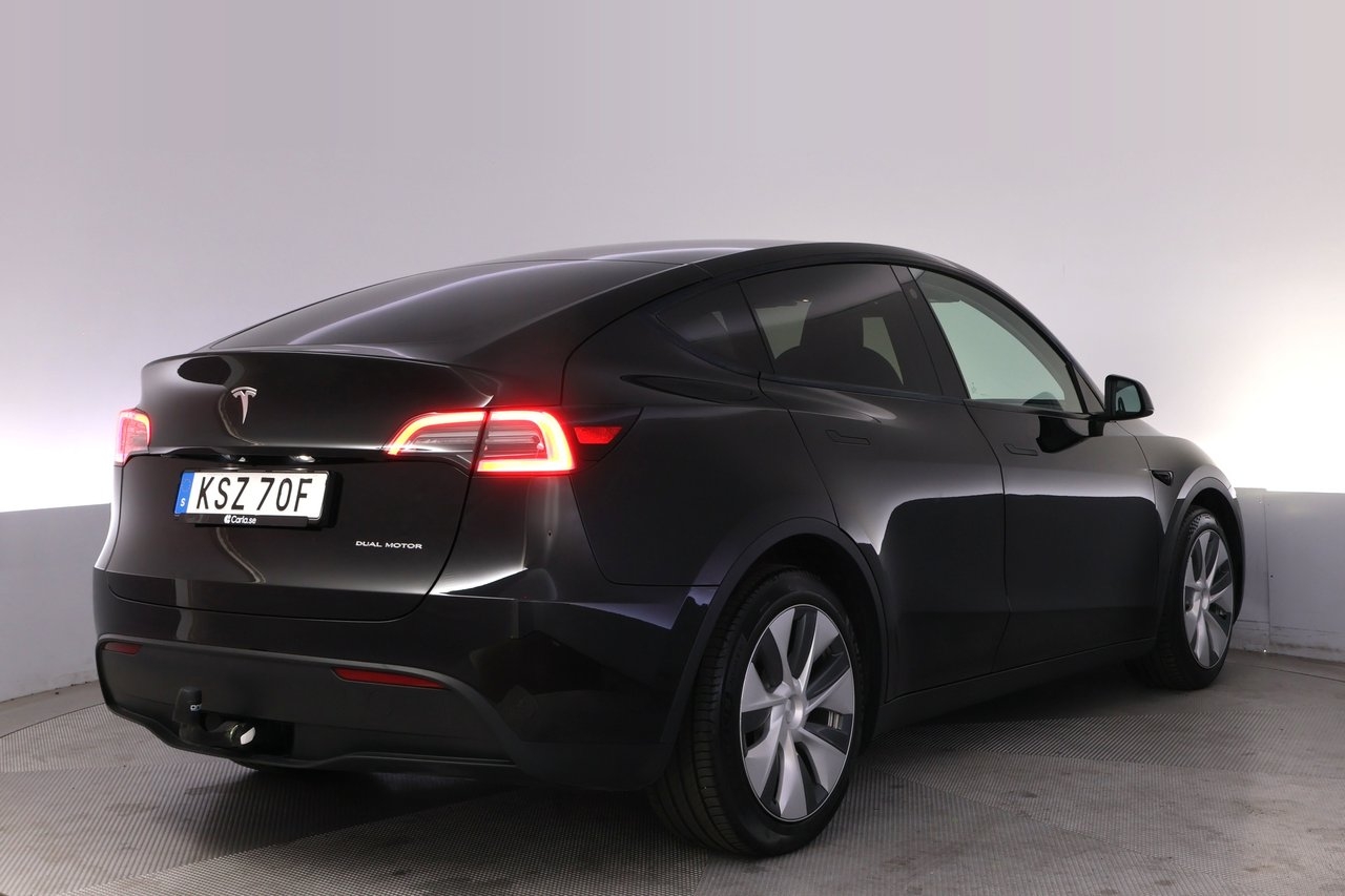 Tesla Model Y 2023, bild 5/10