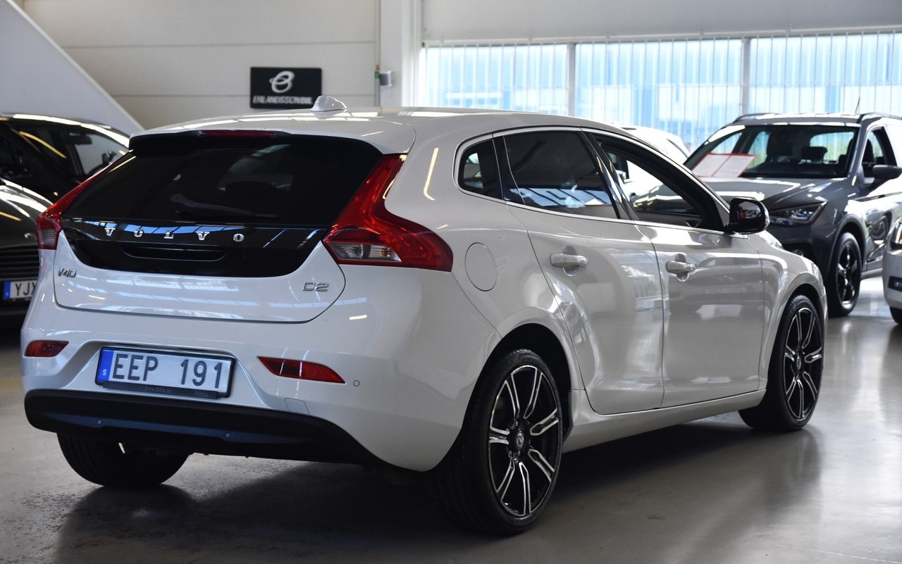 Volvo V40 2014, photo 4/10