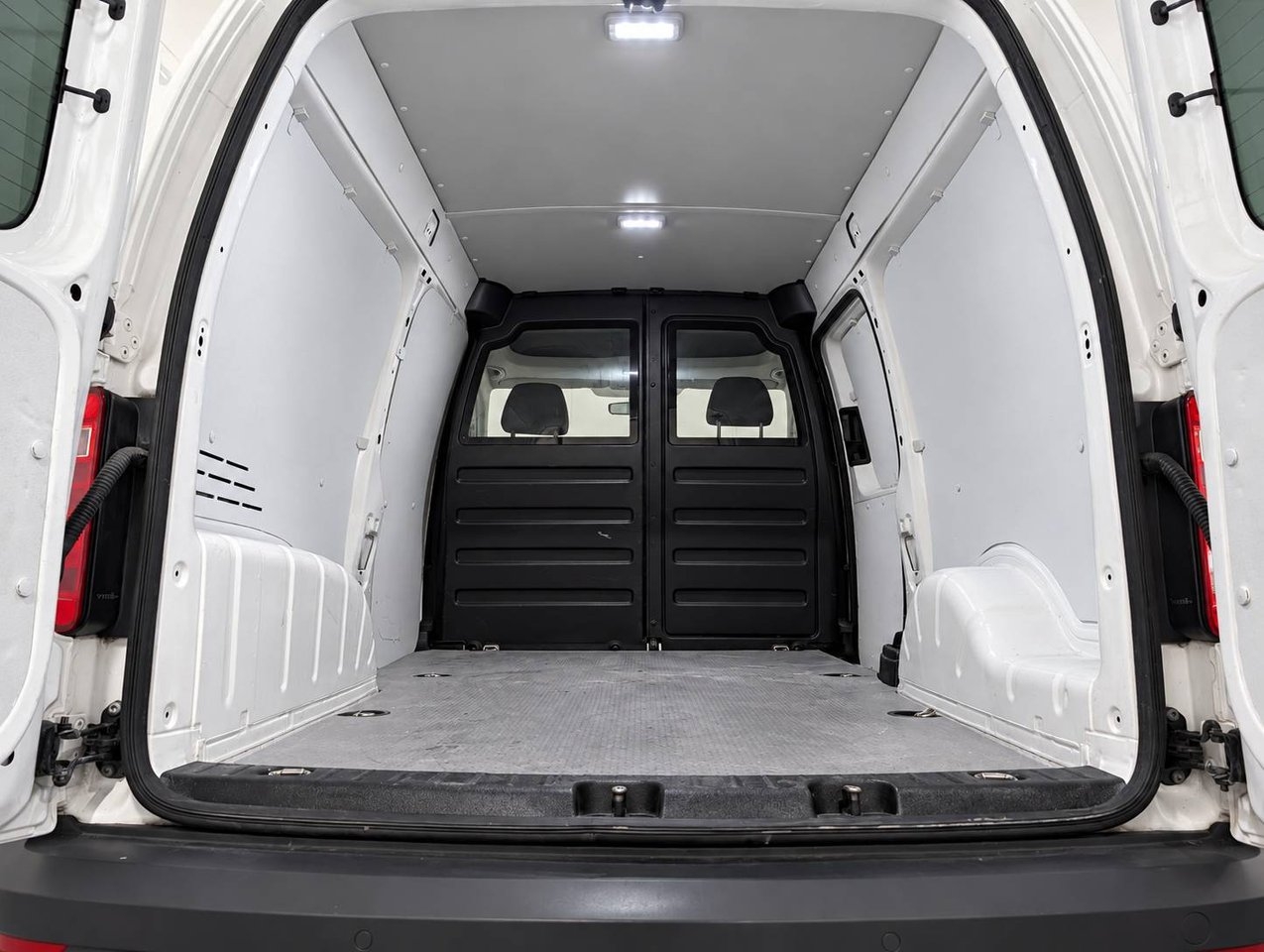 Volkswagen Caddy Maxi 2019, bild 8/8