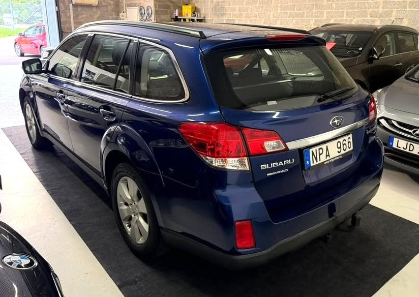 Subaru Outback 2012, bild 5/10