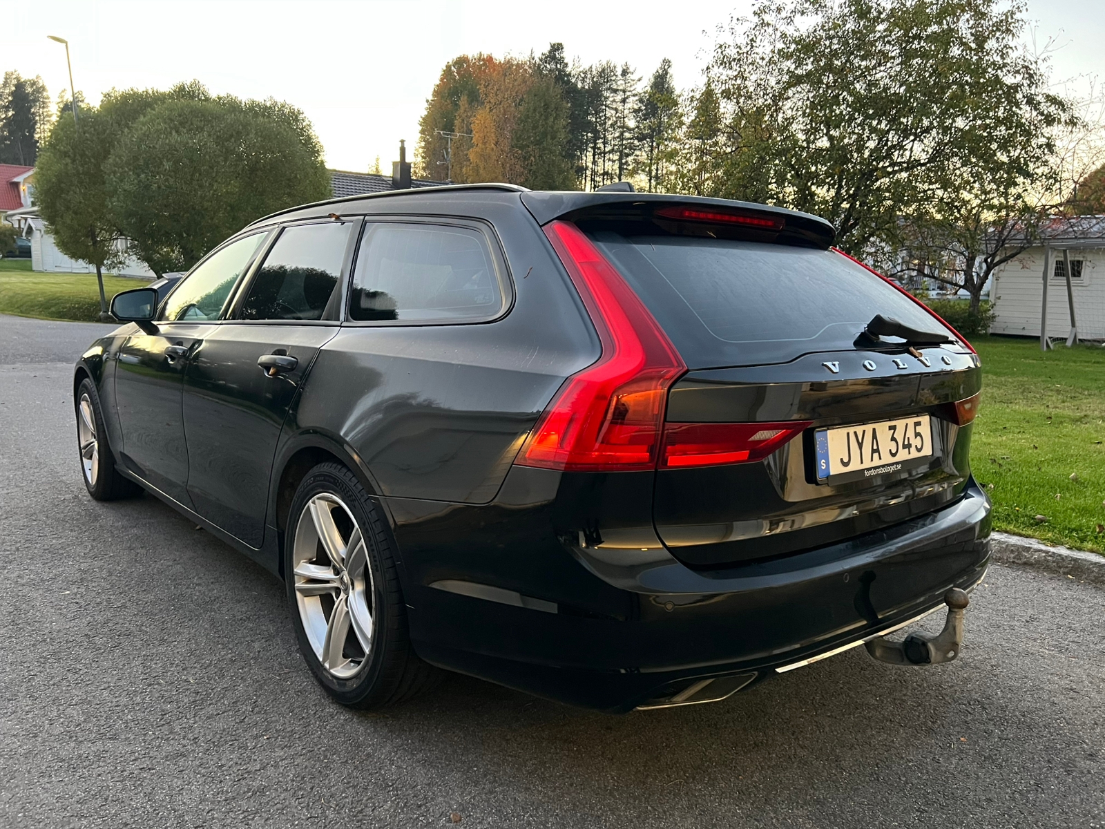 Volvo V90 D4 AWD Geartronic 2017, kuva 4/6