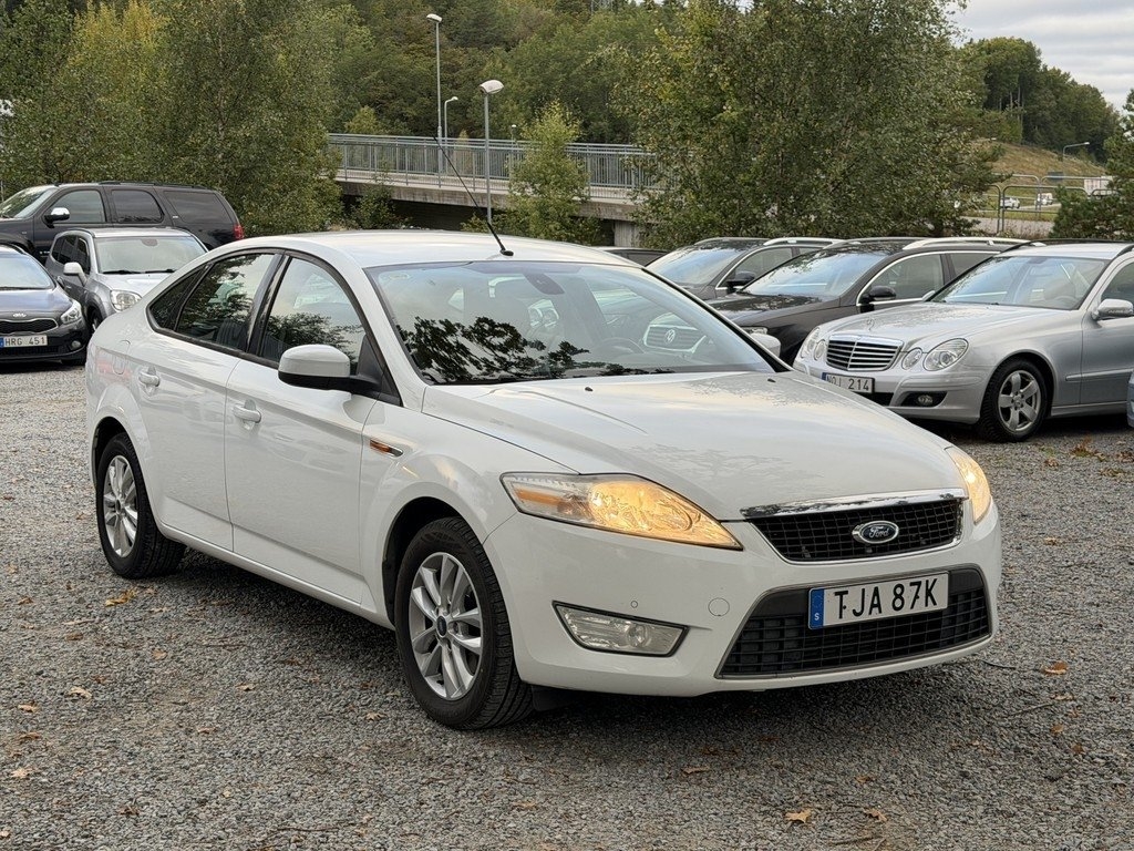 Ford Mondeo 2010, bild 2/10