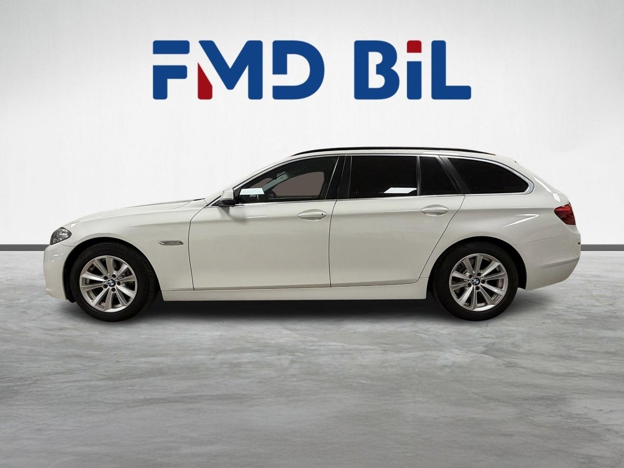 BMW 520 2015, bild 2/10