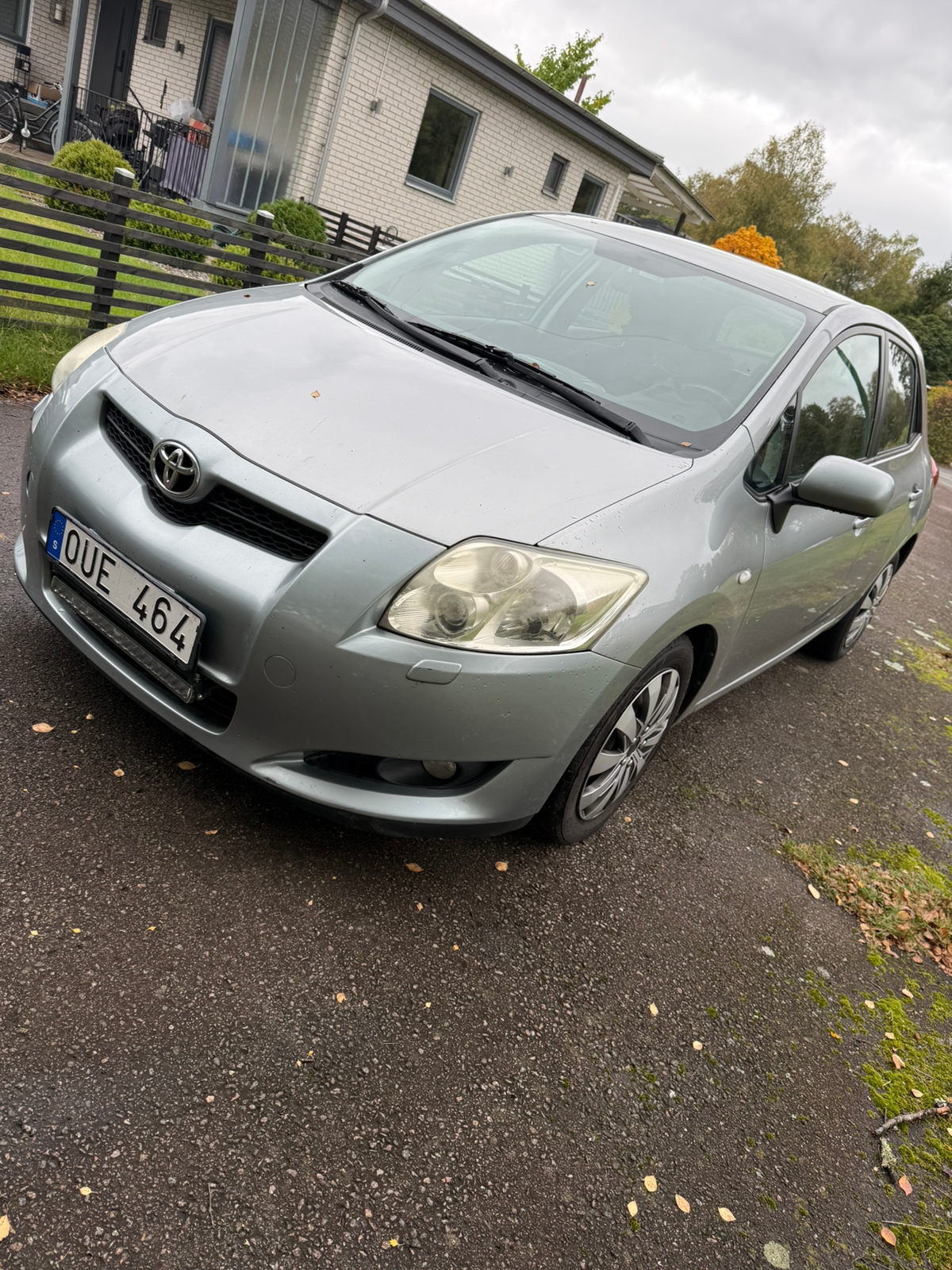 Toyota Auris 5-dörrar 2.0 D-4D Manuell 2009, kuva 2/8