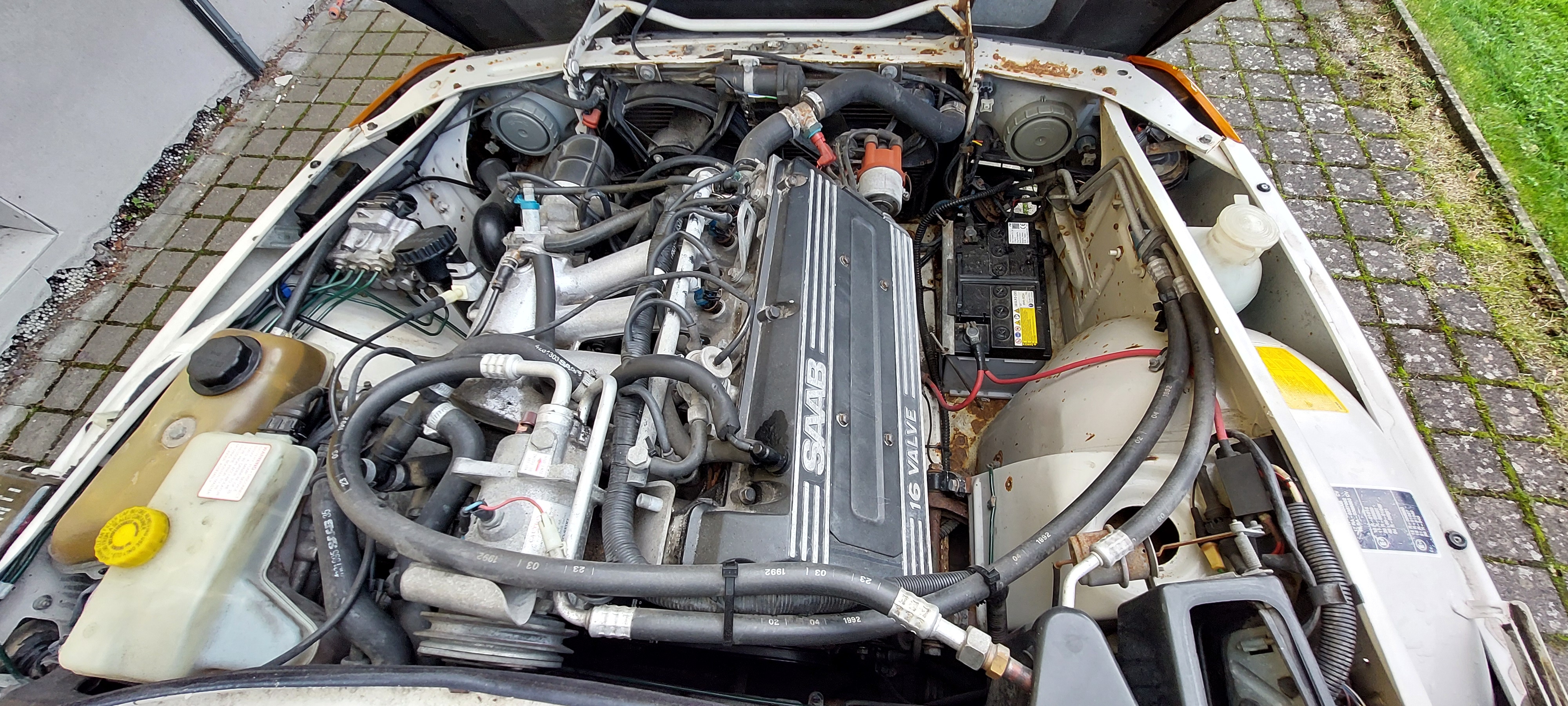 Saab 900 4-dörrars Sedan 2.1 Manuell 1992, kuva 5/6