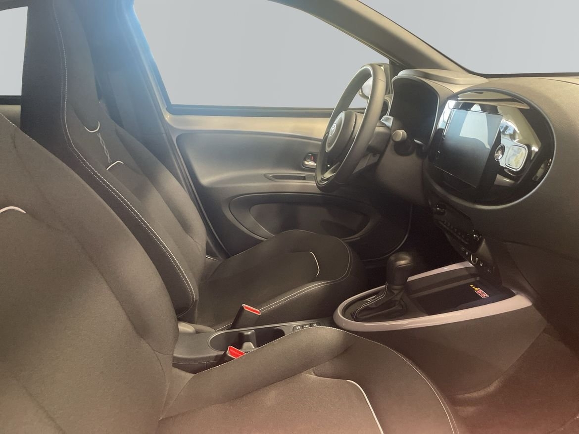 Toyota Aygo X PULSE SMART PACK 2026, bild 6/10