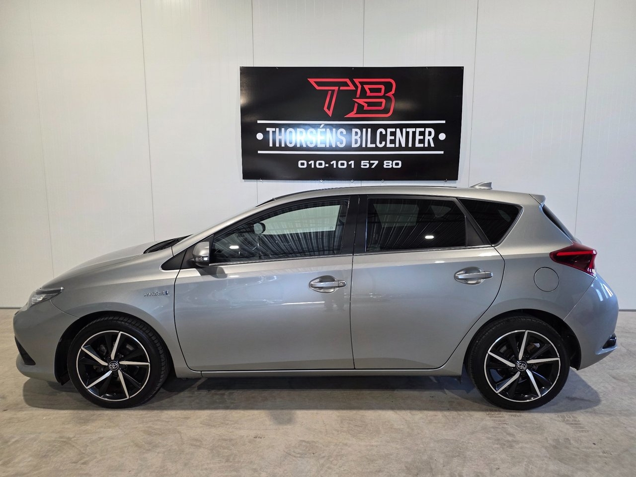 Toyota Auris 2016, bild 2/10