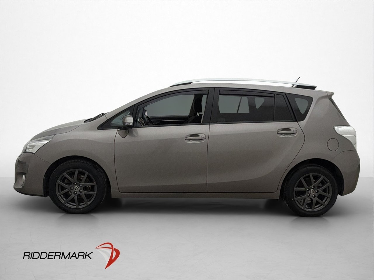 Toyota Verso 1.8 Valvematic 147hk 7-Sits 2016, bild 4/10