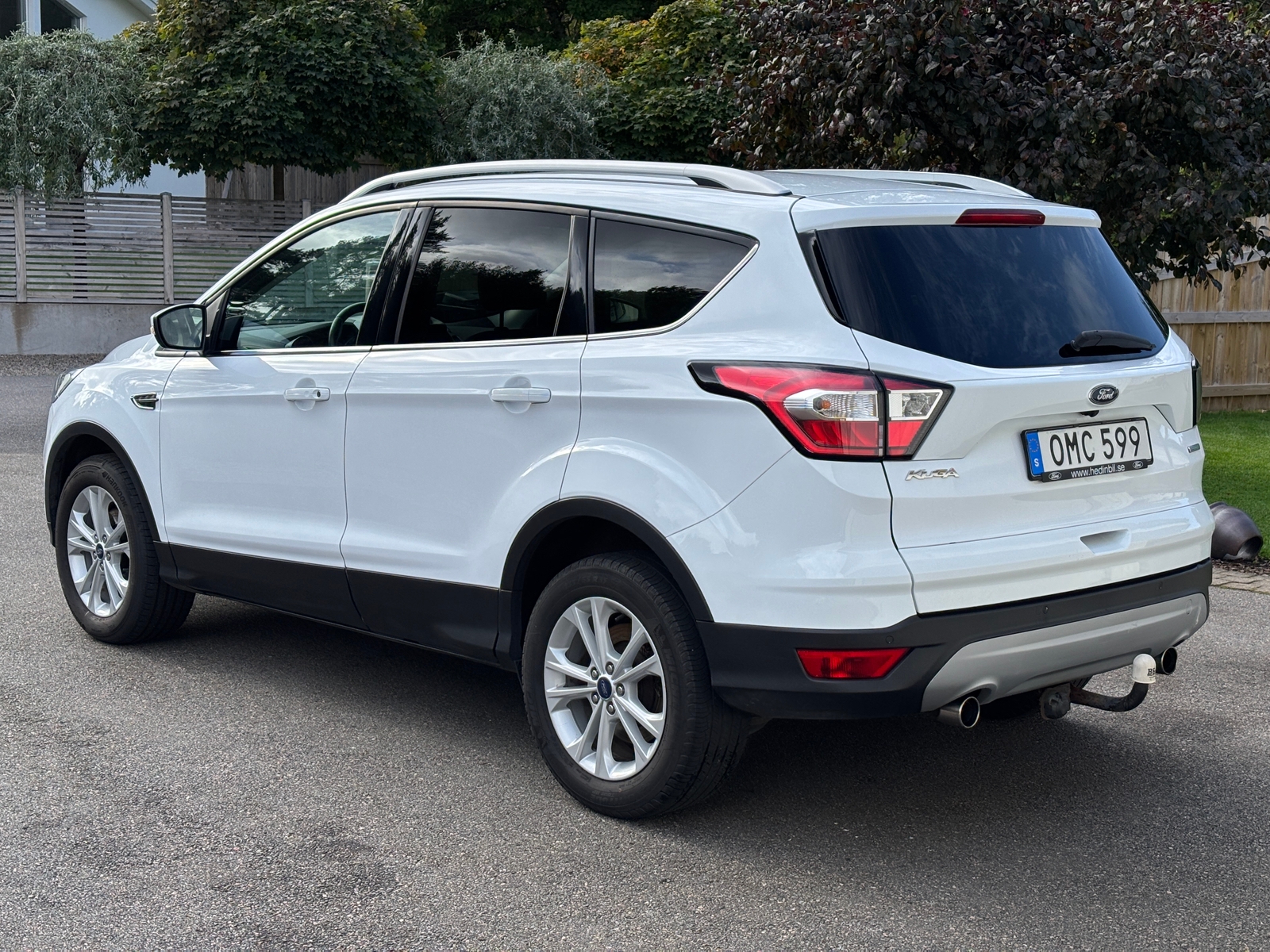 Ford Kuga 1.5 EcoBoost Manuell 2018, bild 3/10