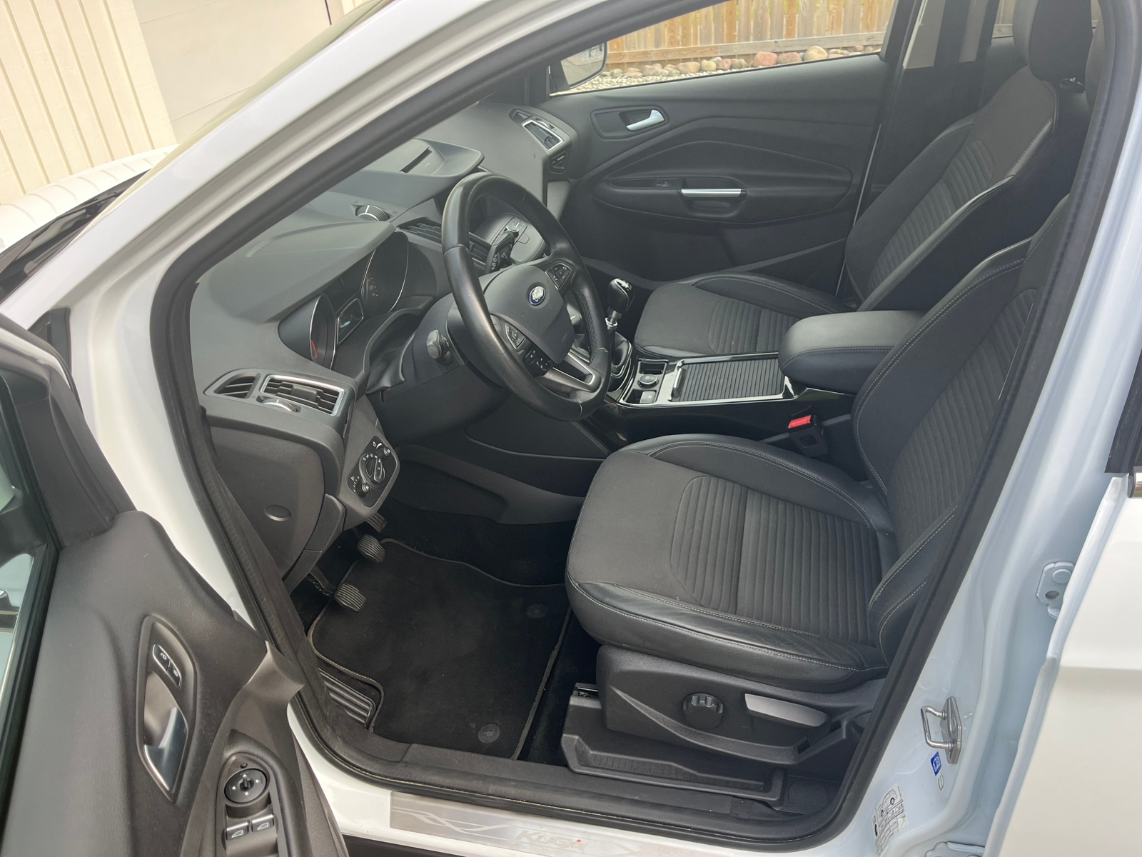 Ford Kuga 1.5 EcoBoost Manuell 2018, bild 6/10