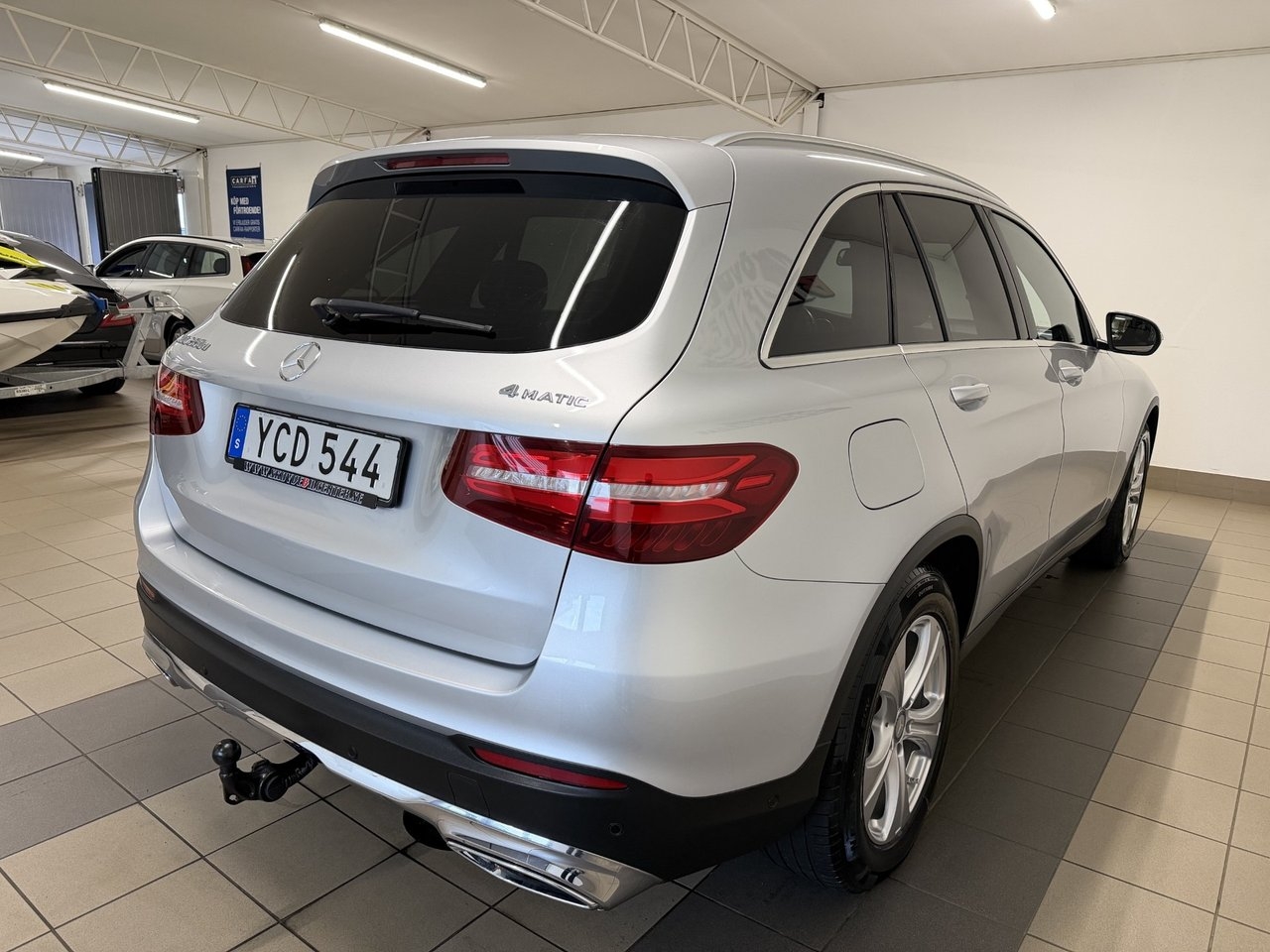 Mercedes-Benz GLC 2016, photo 5/10