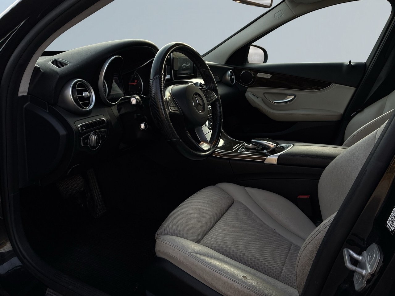 Mercedes-Benz C 2016, bild 7/23