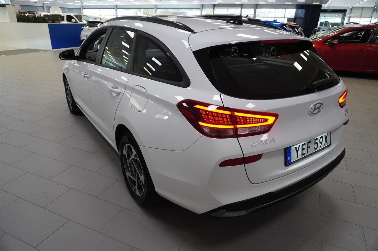 Hyundai i30 2025, bild 3/10